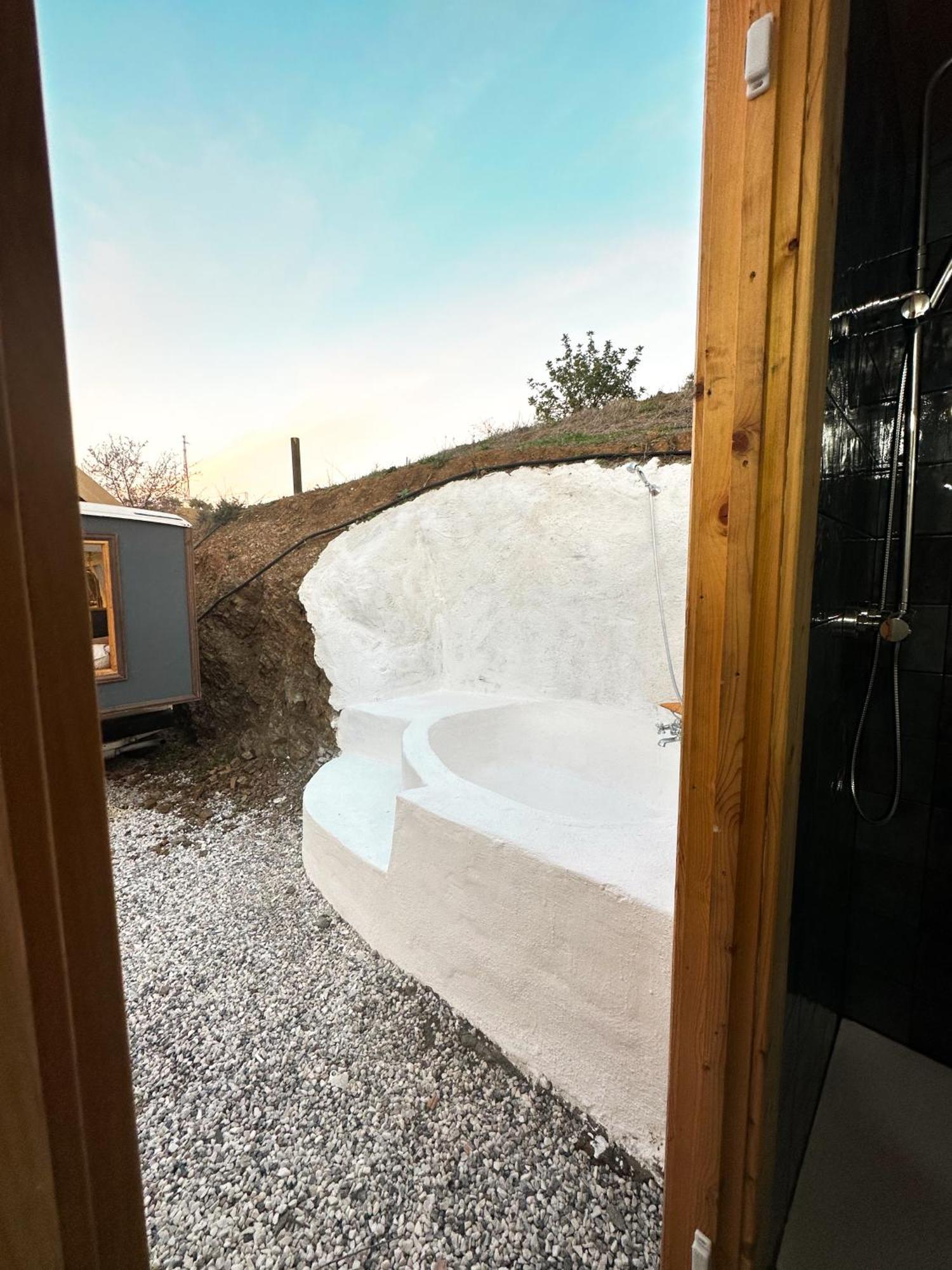 Romantic Accommodation - Hottub & Sauna Almogia Bagian luar foto